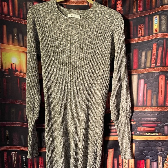 Mod Ref Gray Ribbed Long Sleeve Dress - Picture 2 of 2
